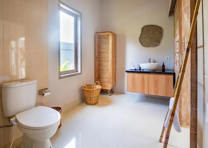 Villa Sunterra - Modern With Rice Field Views