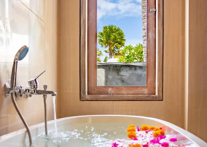 Villa Sunterra - Modern With Rice Field Views