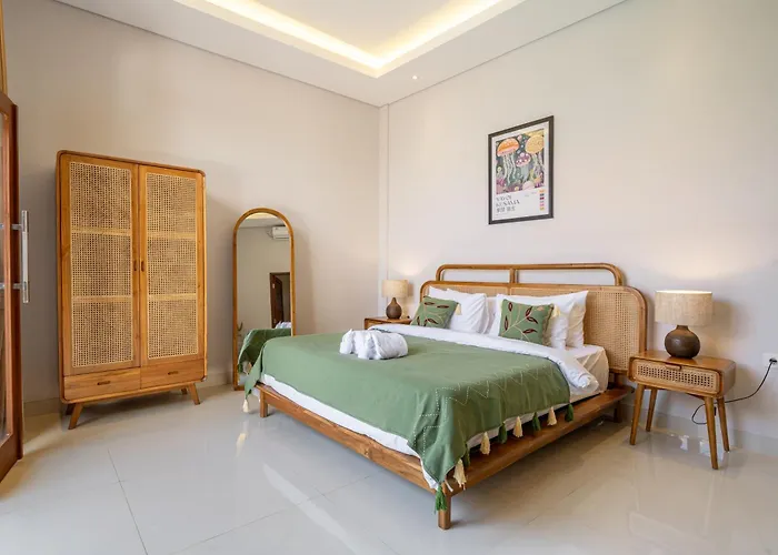 Villa Sunterra - Modern With Rice Field Views
