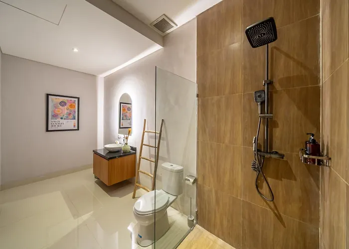 Villa Sunterra - Modern With Rice Field Views Kerobokan